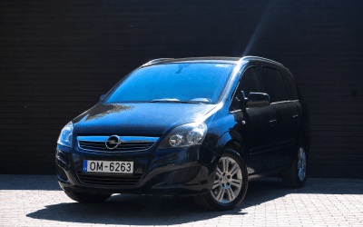 Opel Zafira 2008. gada